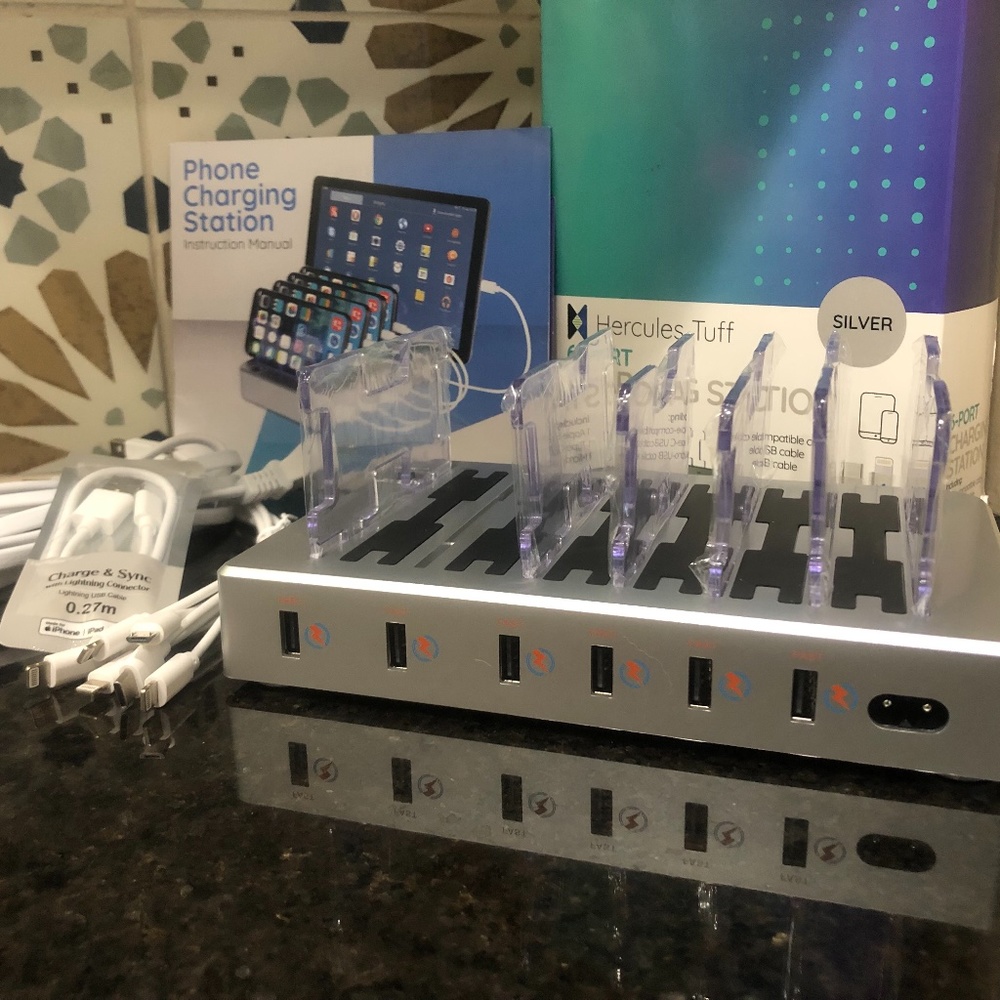 6-port usb IPhone/tablet charging station